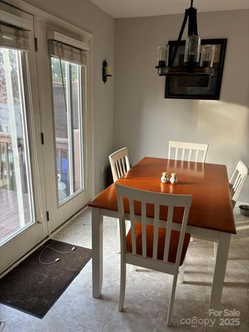 93 Stafford Court, Fletcher, NC 28732