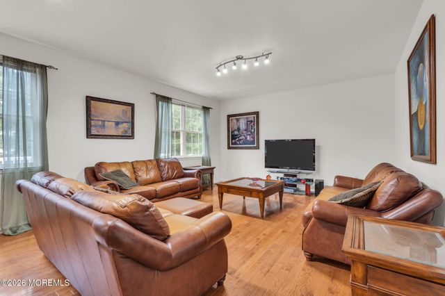 102 Harvard Oval, Freehold, NJ 07728