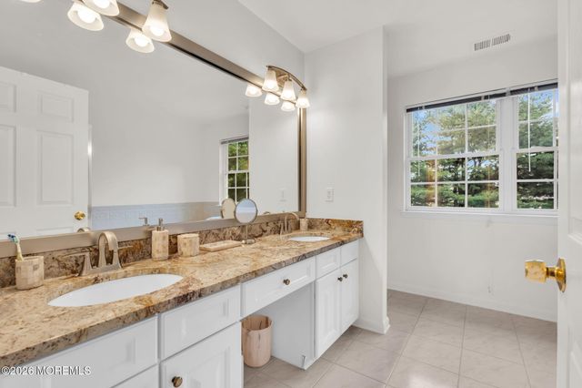 102 Harvard Oval, Freehold, NJ 07728