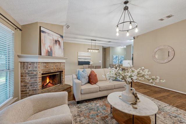 8117 Jolie Drive, Fort Worth, TX 76137