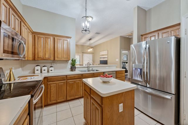 8117 Jolie Drive, Fort Worth, TX 76137