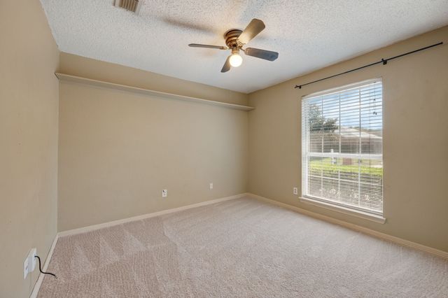 8117 Jolie Drive, Fort Worth, TX 76137