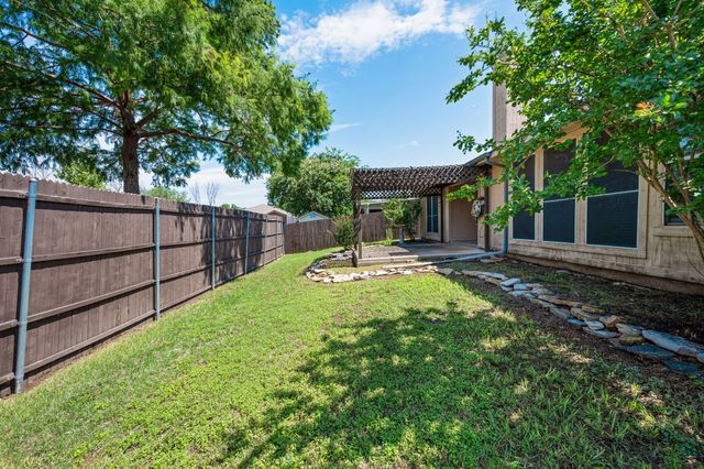 8117 Jolie Drive, Fort Worth, TX 76137