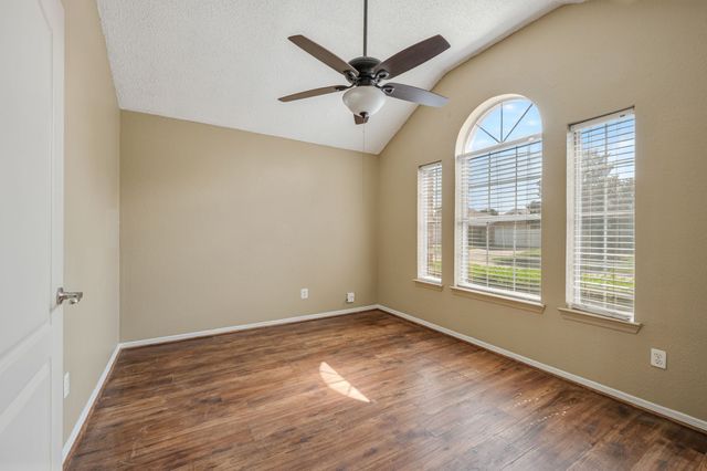 8117 Jolie Drive, Fort Worth, TX 76137