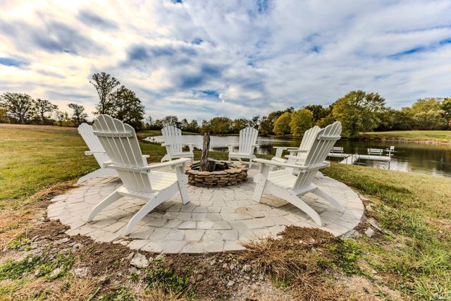 7201 E Windsor Road, Selma, IN 47383
