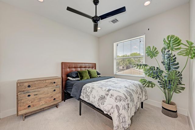 918 Cardinal LN A, Austin, TX 78704