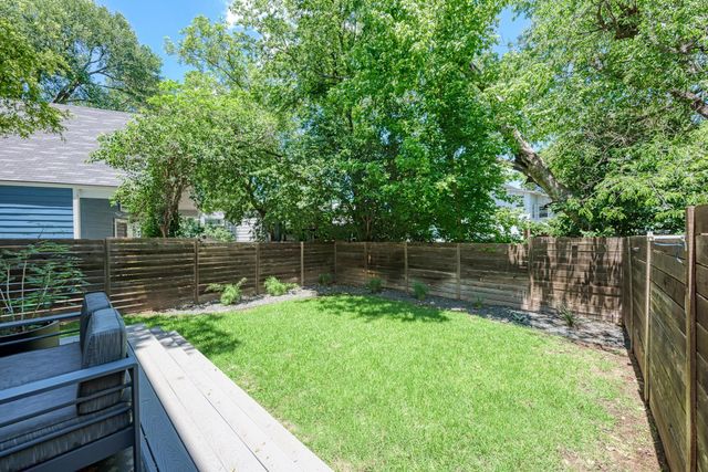 918 Cardinal LN A, Austin, TX 78704