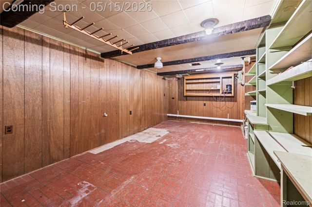 29687 Boewe Drive, Warren, MI 48092