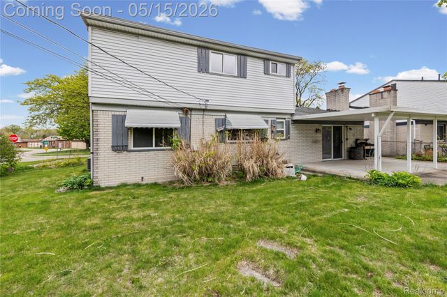 29687 Boewe Drive, Warren, MI 48092
