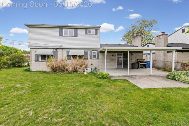 29687 Boewe Drive, Warren, MI 48092