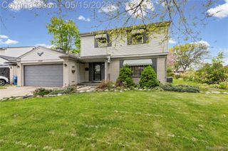 29687 Boewe Drive, Warren, MI 48092