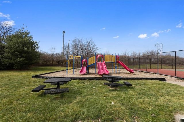 10205 NE 103rd Street, Kansas City, MO 64157