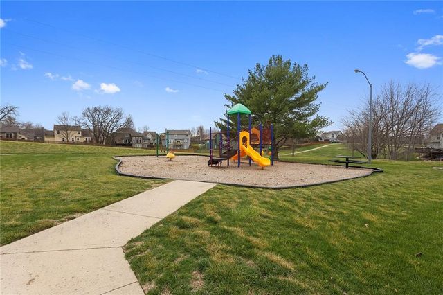 10205 NE 103rd Street, Kansas City, MO 64157