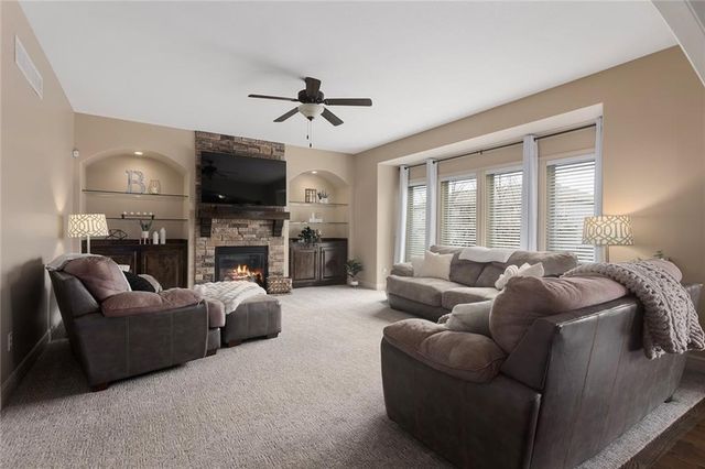 10205 NE 103rd Street, Kansas City, MO 64157