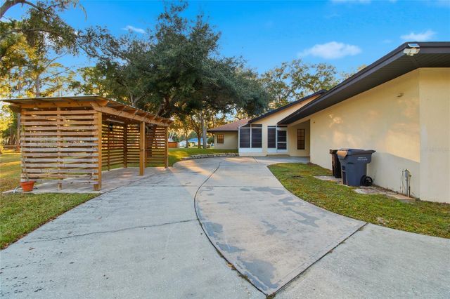 1736 ITCHEPACKESASSA DRIVE, Lakeland, FL 33810