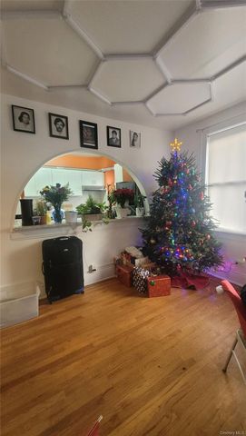 2924 Yates Avenue, Bronx, NY 10469