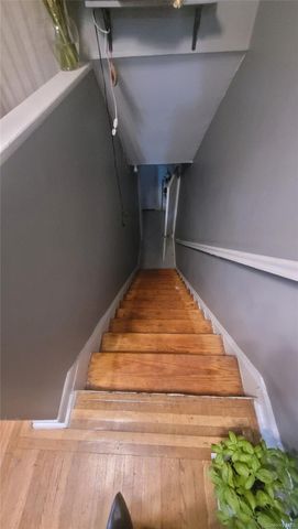 2924 Yates Avenue, Bronx, NY 10469