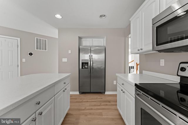 7756 SENECA RIDGE DR, York, PA 17403