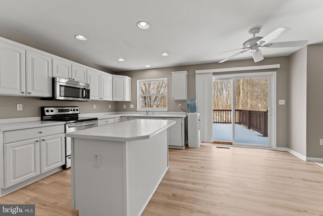 7756 SENECA RIDGE DR, York, PA 17403