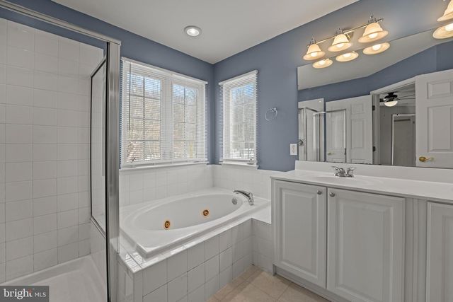 7756 SENECA RIDGE DR, York, PA 17403