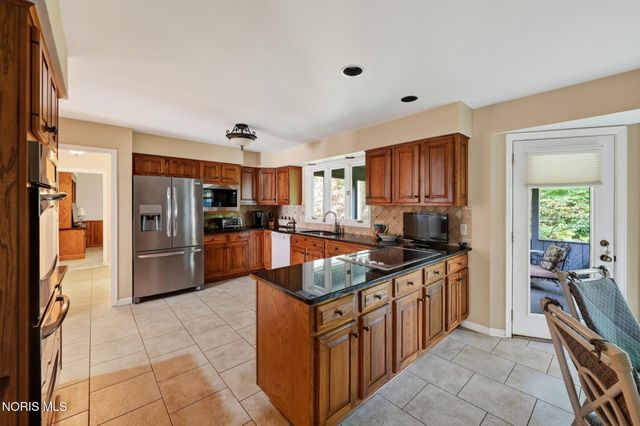 4341 Tamworth Road, Sylvania, OH 43560