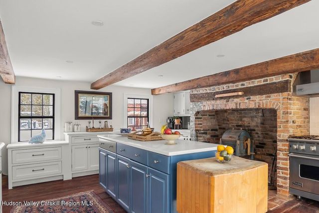 33 Broad Street, Kinderhook, NY 12106