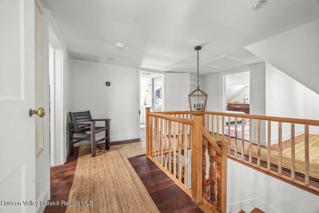 33 Broad Street, Kinderhook, NY 12106