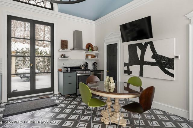 33 Broad Street, Kinderhook, NY 12106