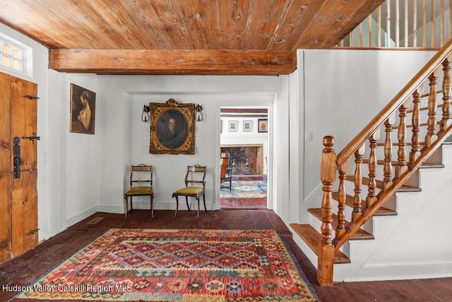 33 Broad Street, Kinderhook, NY 12106