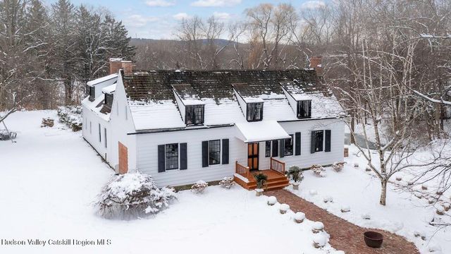 33 Broad Street, Kinderhook, NY 12106