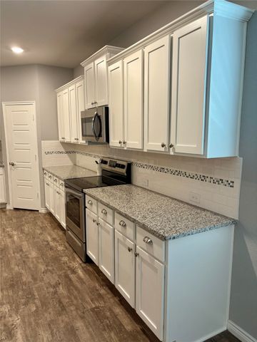 3229 Honeycomb Way, Royse City, TX 75189