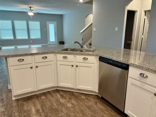 3229 Honeycomb Way, Royse City, TX 75189