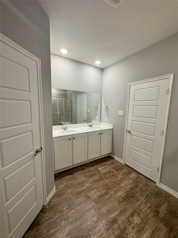 3229 Honeycomb Way, Royse City, TX 75189