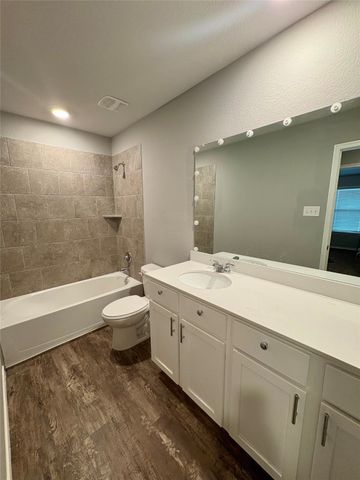 3229 Honeycomb Way, Royse City, TX 75189