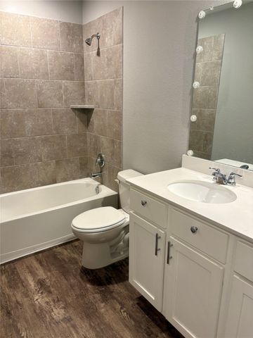 3229 Honeycomb Way, Royse City, TX 75189