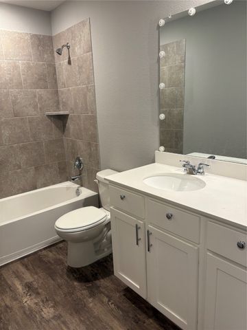 3229 Honeycomb Way, Royse City, TX 75189