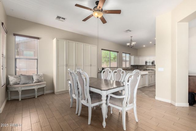 18174 W WIND SONG Avenue, Goodyear, AZ 85338