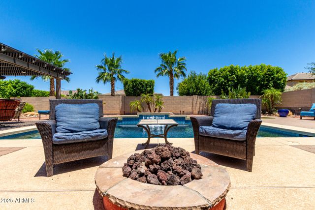 18174 W WIND SONG Avenue, Goodyear, AZ 85338