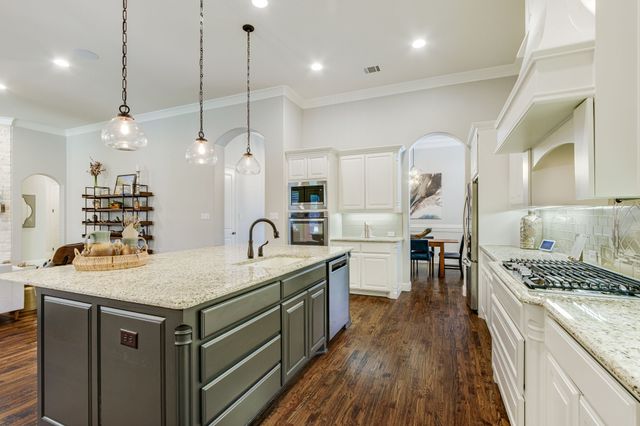 328 Ellison Trace, Argyle, TX 76226