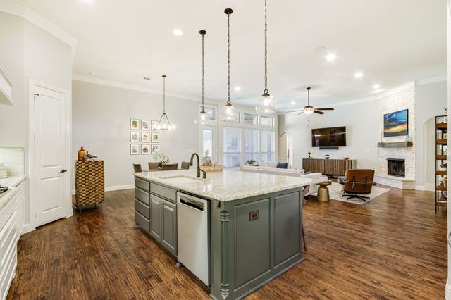 328 Ellison Trace, Argyle, TX 76226