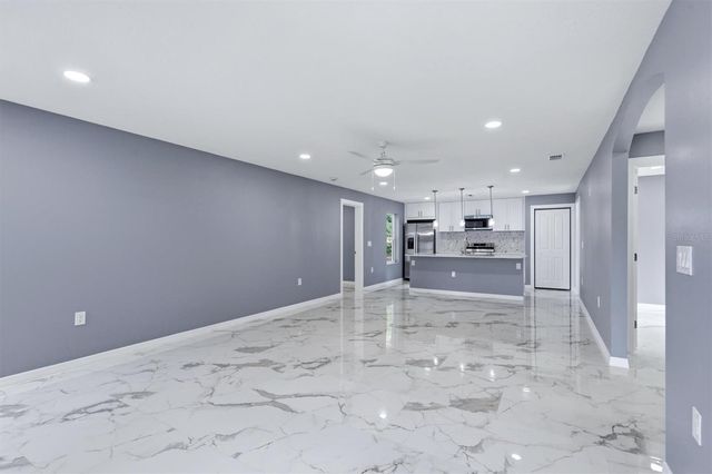 1615 31ST AVENUE E, Bradenton, FL 34208