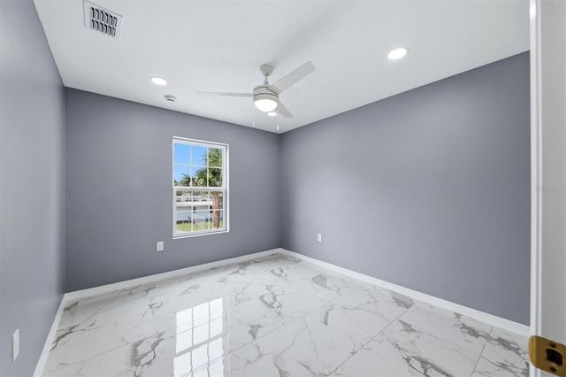 1615 31ST AVENUE E, Bradenton, FL 34208
