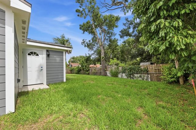 1615 31ST AVENUE E, Bradenton, FL 34208
