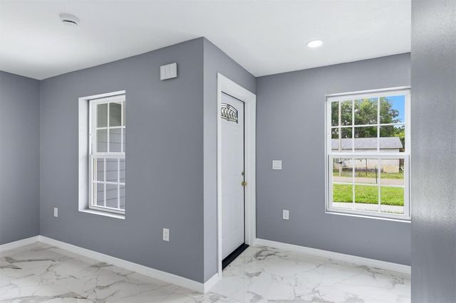1615 31ST AVENUE E, Bradenton, FL 34208