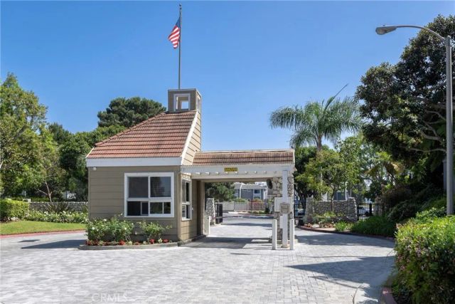 20301 Bluffside Circle 315, Huntington Beach, CA 92646