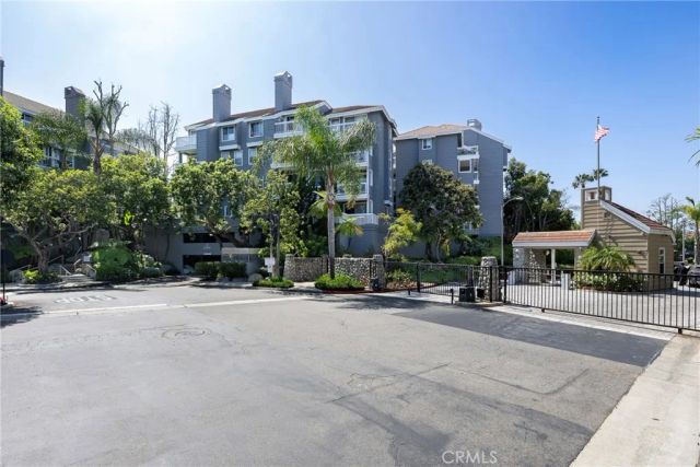 20301 Bluffside Circle 315, Huntington Beach, CA 92646