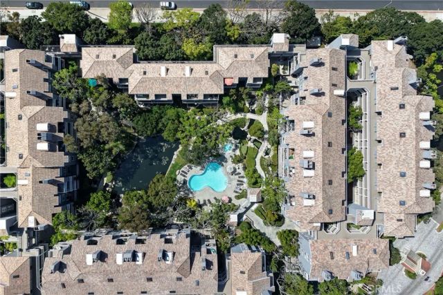 20301 Bluffside Circle 315, Huntington Beach, CA 92646