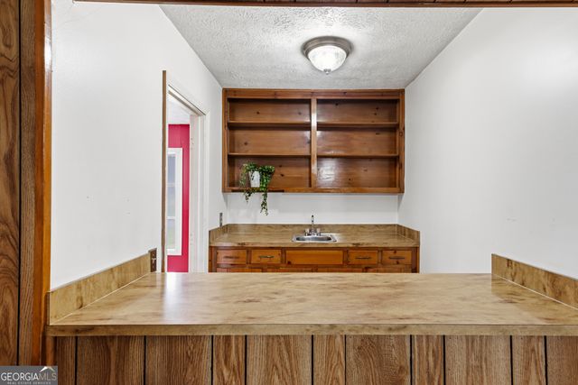 271 Sabrina Court, Woodstock, GA 30188