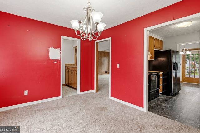 271 Sabrina Court, Woodstock, GA 30188