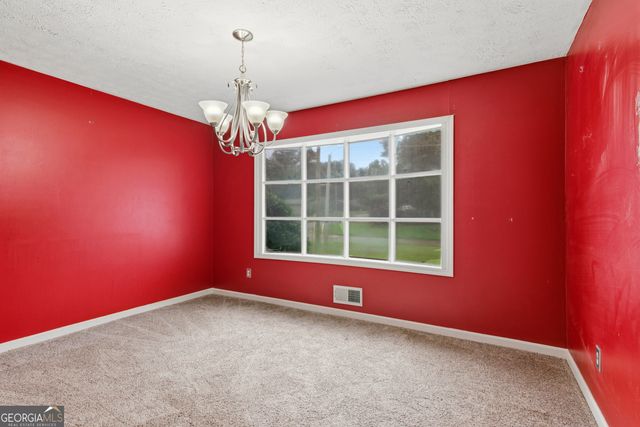 271 Sabrina Court, Woodstock, GA 30188